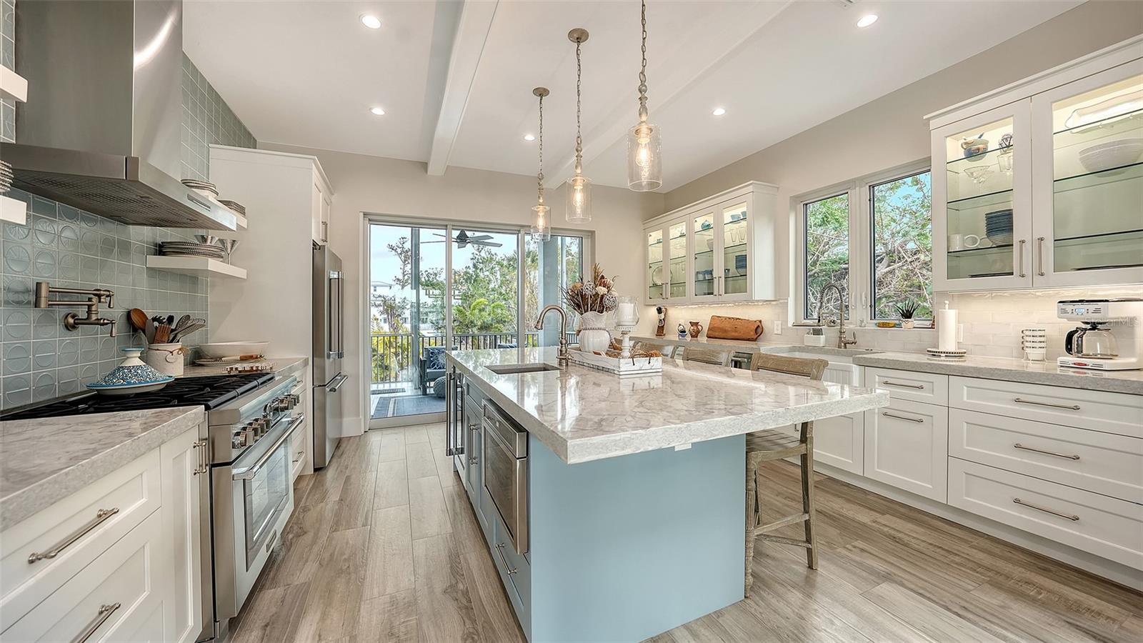 PRESERVE/LONGBEACH - Land