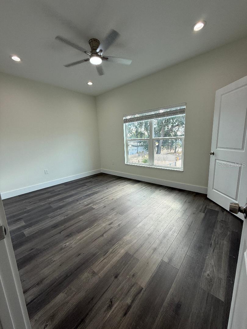 GROVE PARK ESTATES - Residential Lease