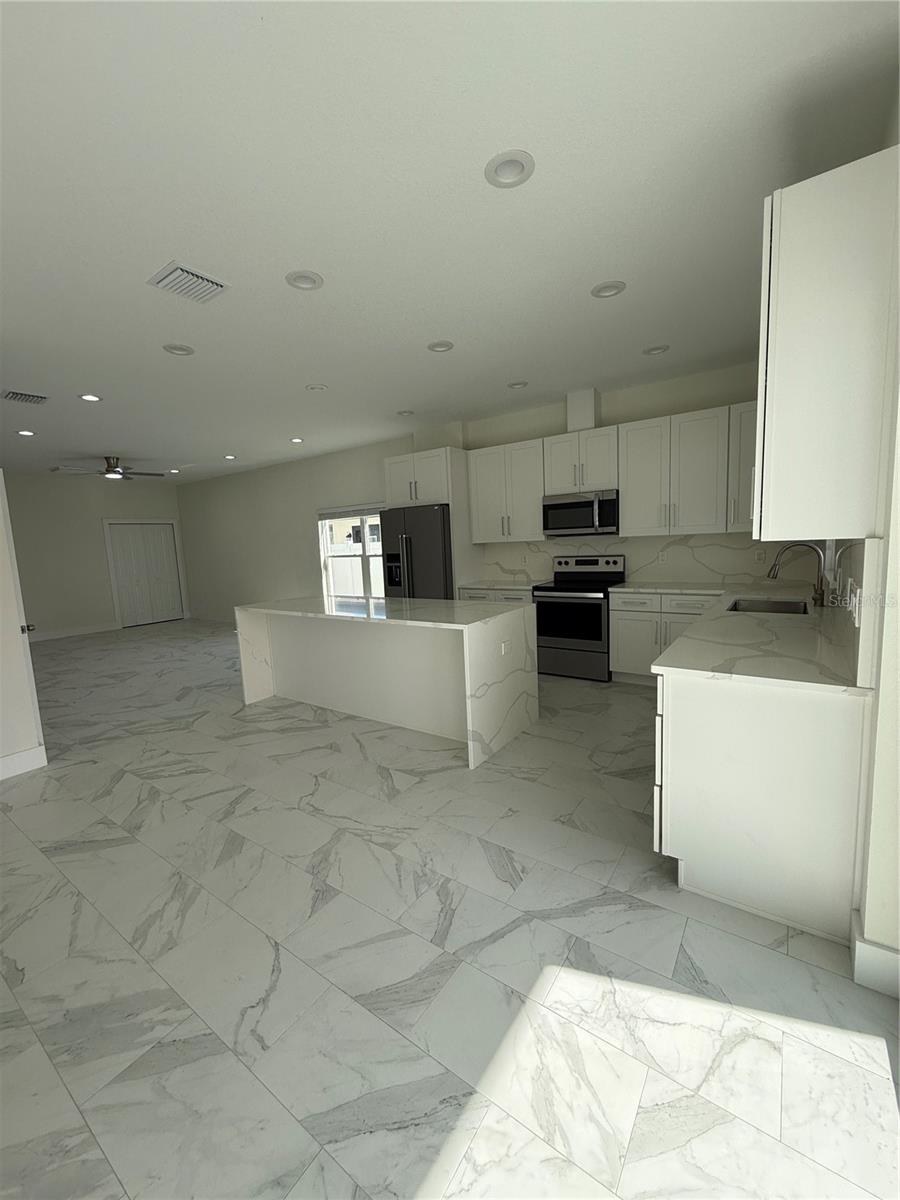 GROVE PARK ESTATES - Residential Lease