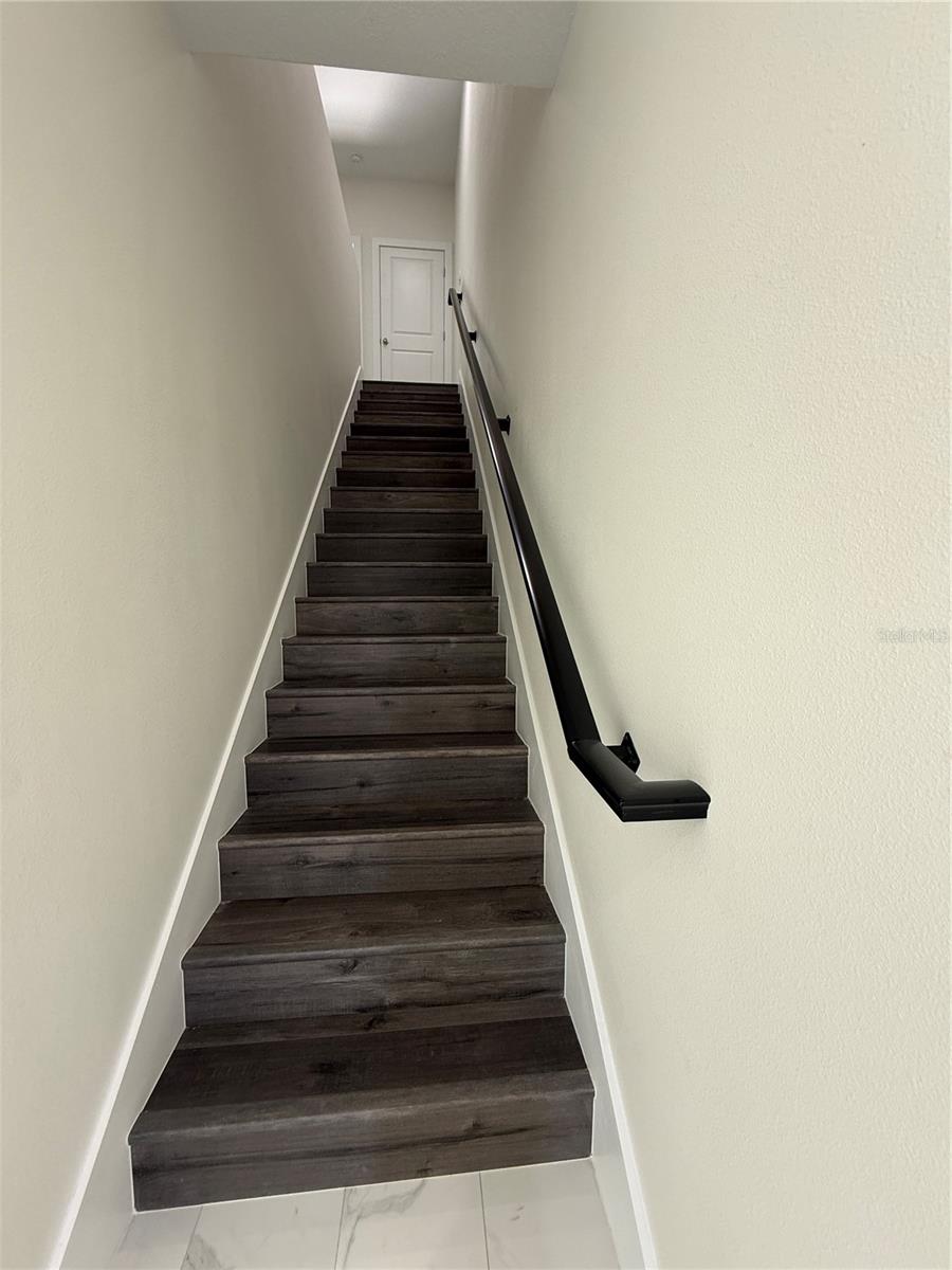 GROVE PARK ESTATES - Residential Lease