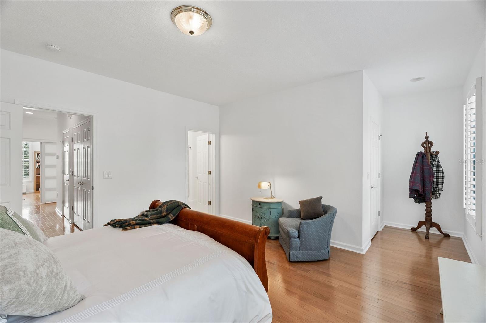 SPRING PARK TOWNHOMES OF SOUTH VILLAGE - Residential