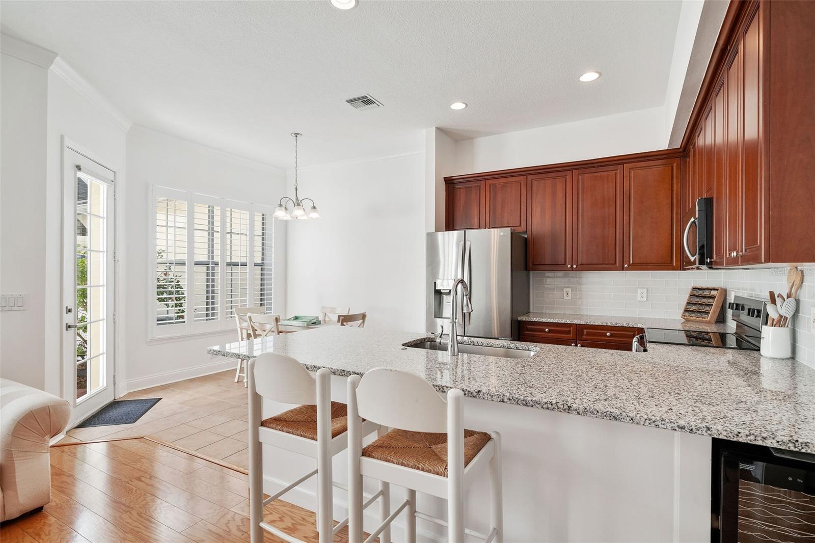 SPRING PARK TOWNHOMES OF SOUTH VILLAGE - Residential