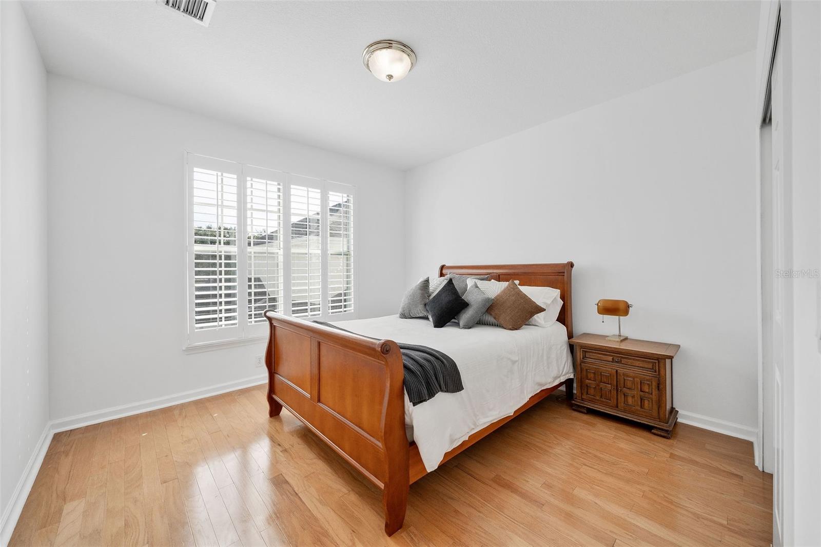 SPRING PARK TOWNHOMES OF SOUTH VILLAGE - Residential