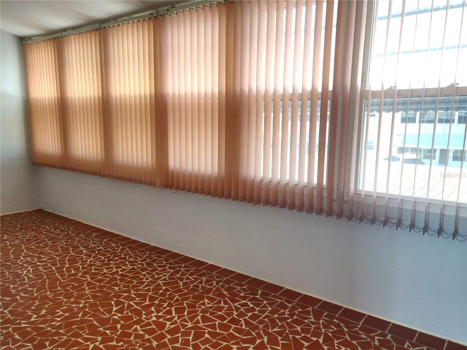 TOWN APTS CONDO - Residential Lease