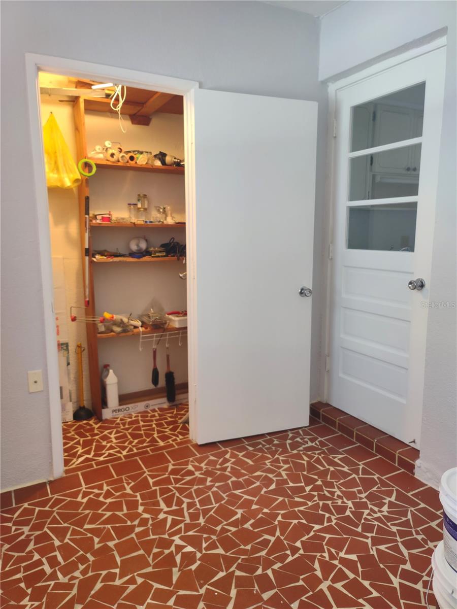 TOWN APTS CONDO - Residential Lease