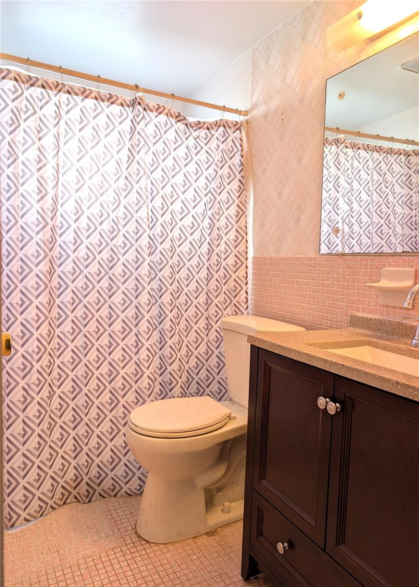 TOWN APTS CONDO - Residential Lease
