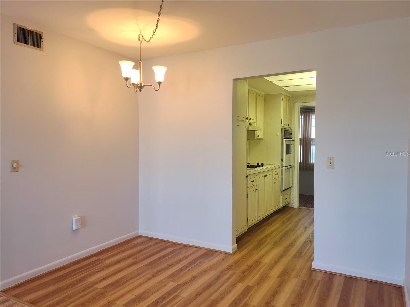 TOWN APTS CONDO - Residential Lease