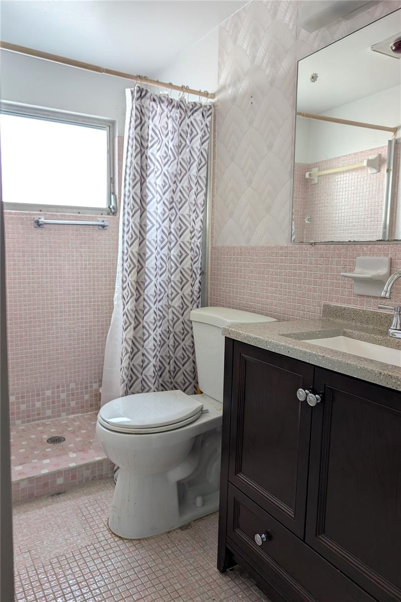 TOWN APTS CONDO - Residential Lease