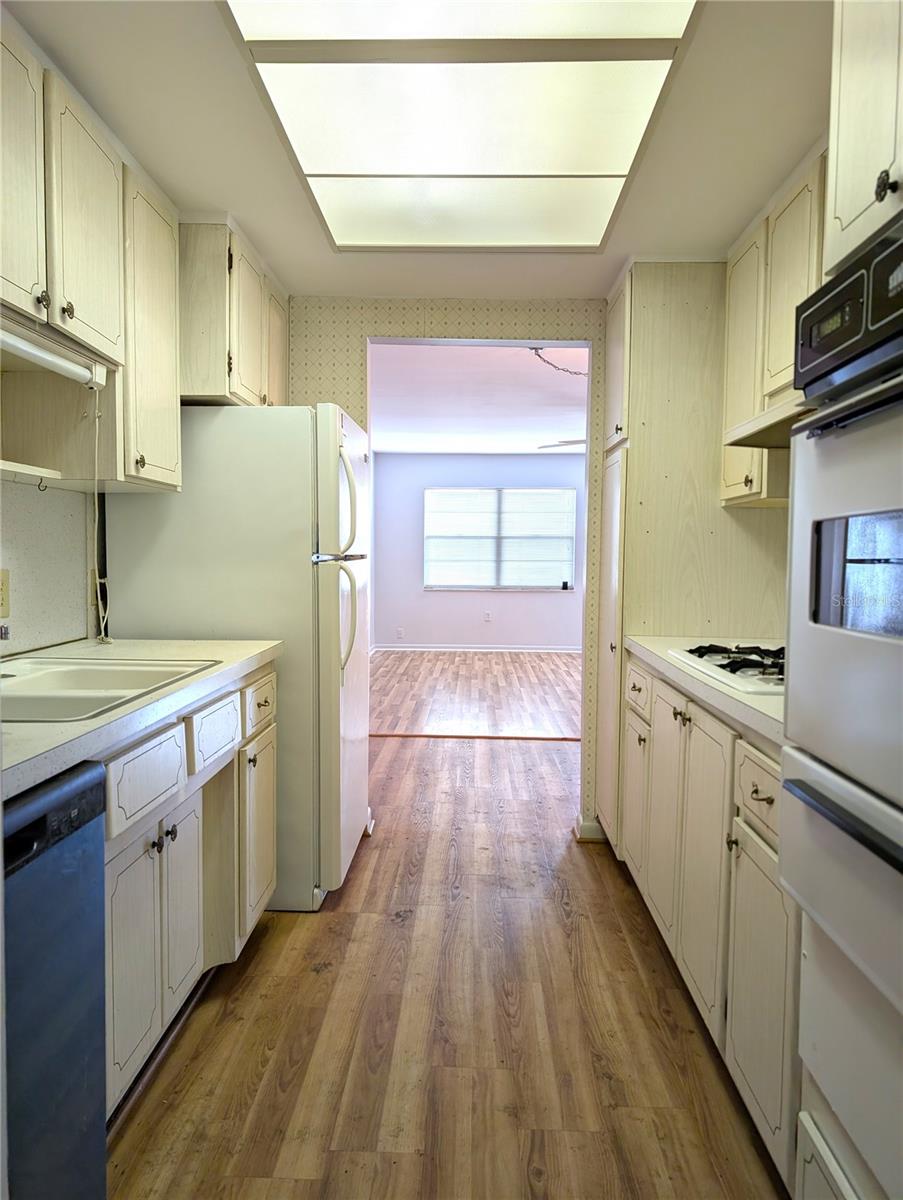 TOWN APTS CONDO - Residential Lease
