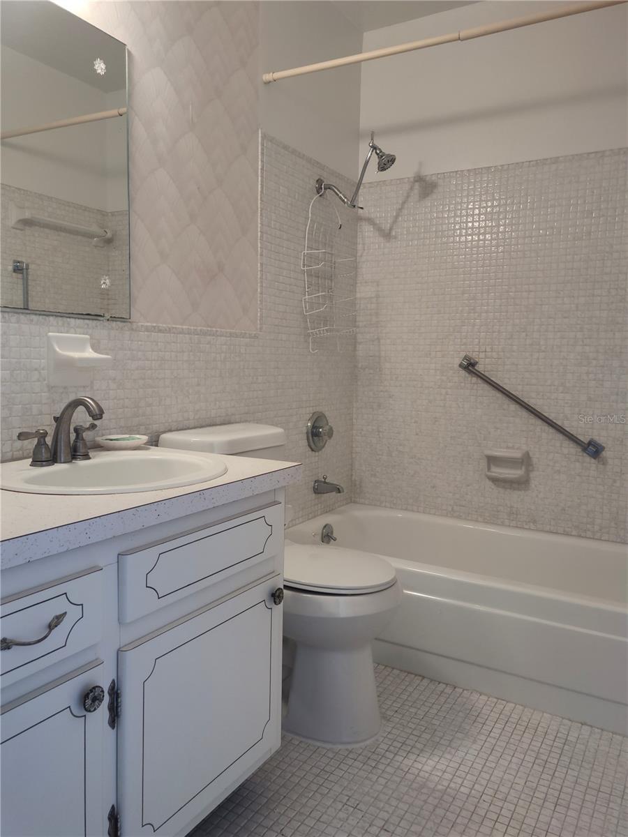 TOWN APTS CONDO - Residential Lease