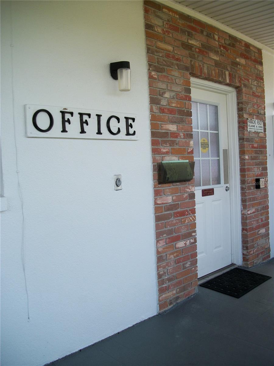 TOWN APTS CONDO - Residential Lease
