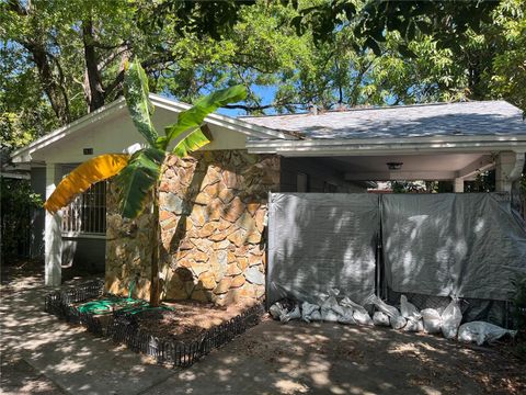 Photo of 2610 E 26th Avenue, Tampa, FL 33605 (MLS # TB8364054) Photo of 2610 E 26th Avenue, Tampa, FL 33605 (MLS # TB8364054)