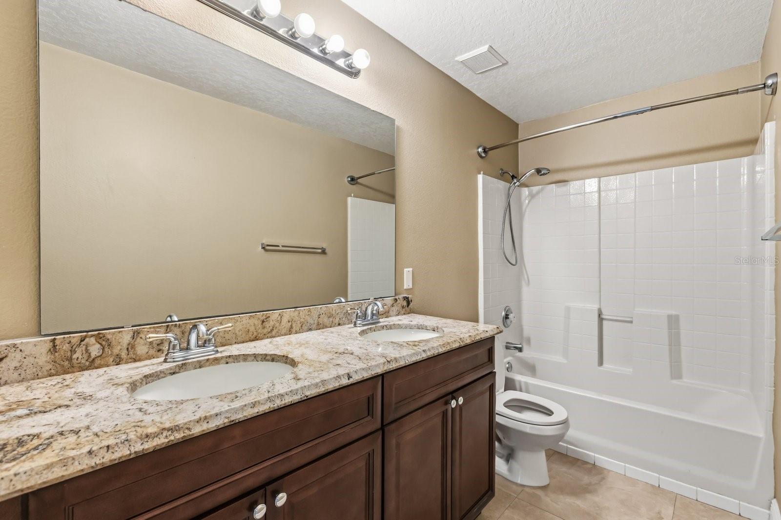 WATERFORD CHASE EAST PH 01A VILLAGE A - Residential