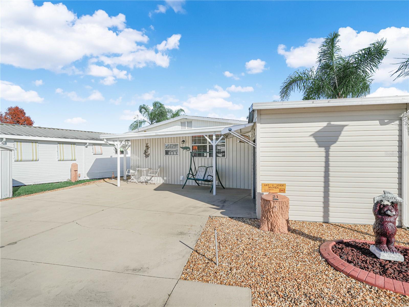 SADDLEBAG LAKE - Residential