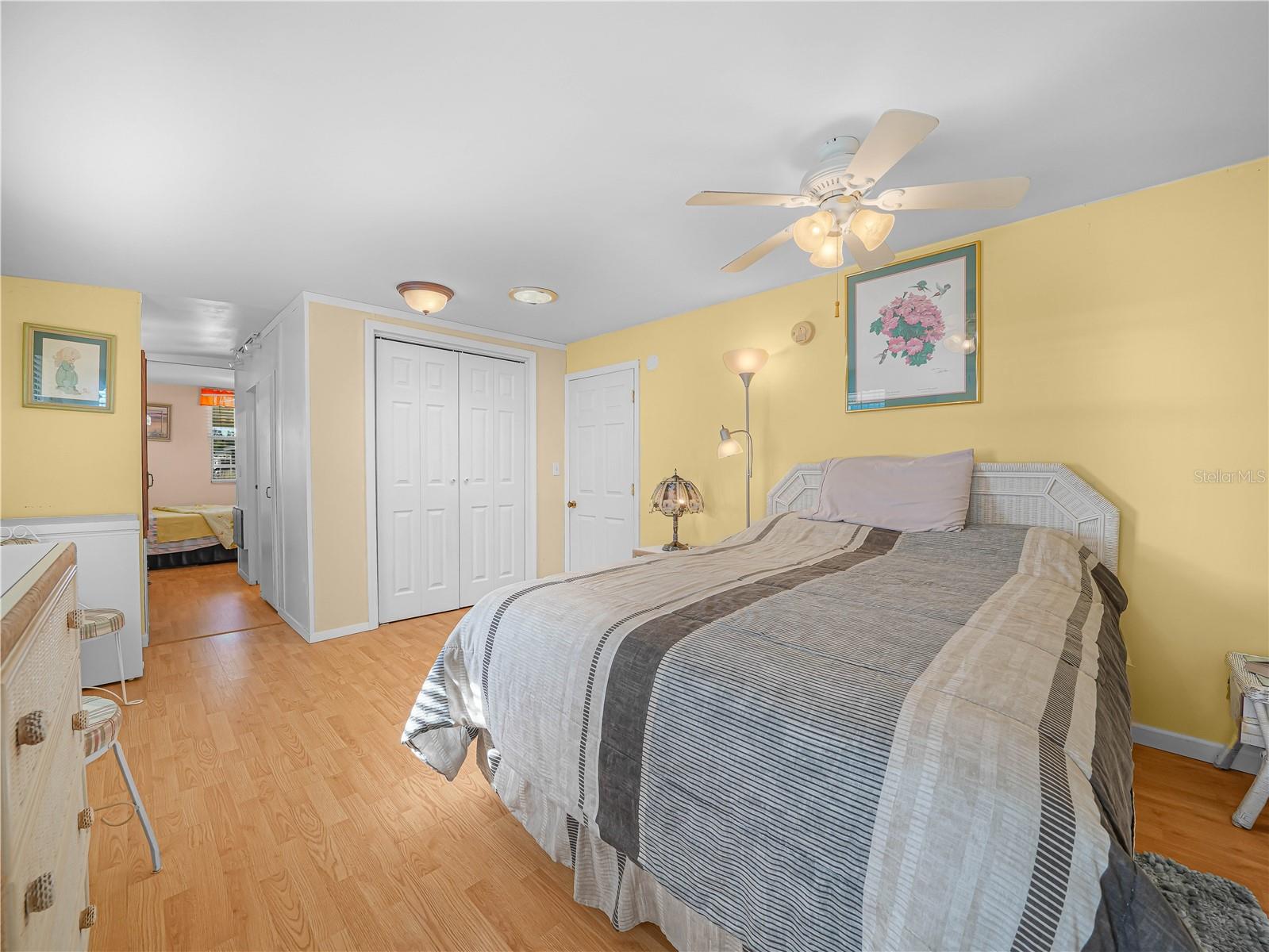 SADDLEBAG LAKE - Residential