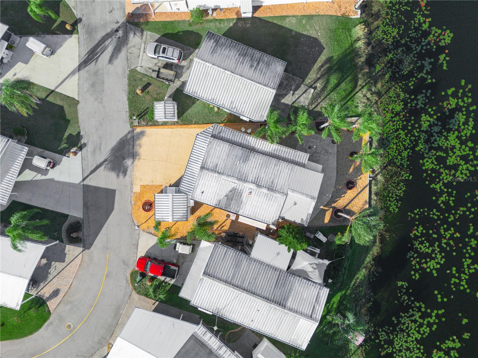 SADDLEBAG LAKE - Residential