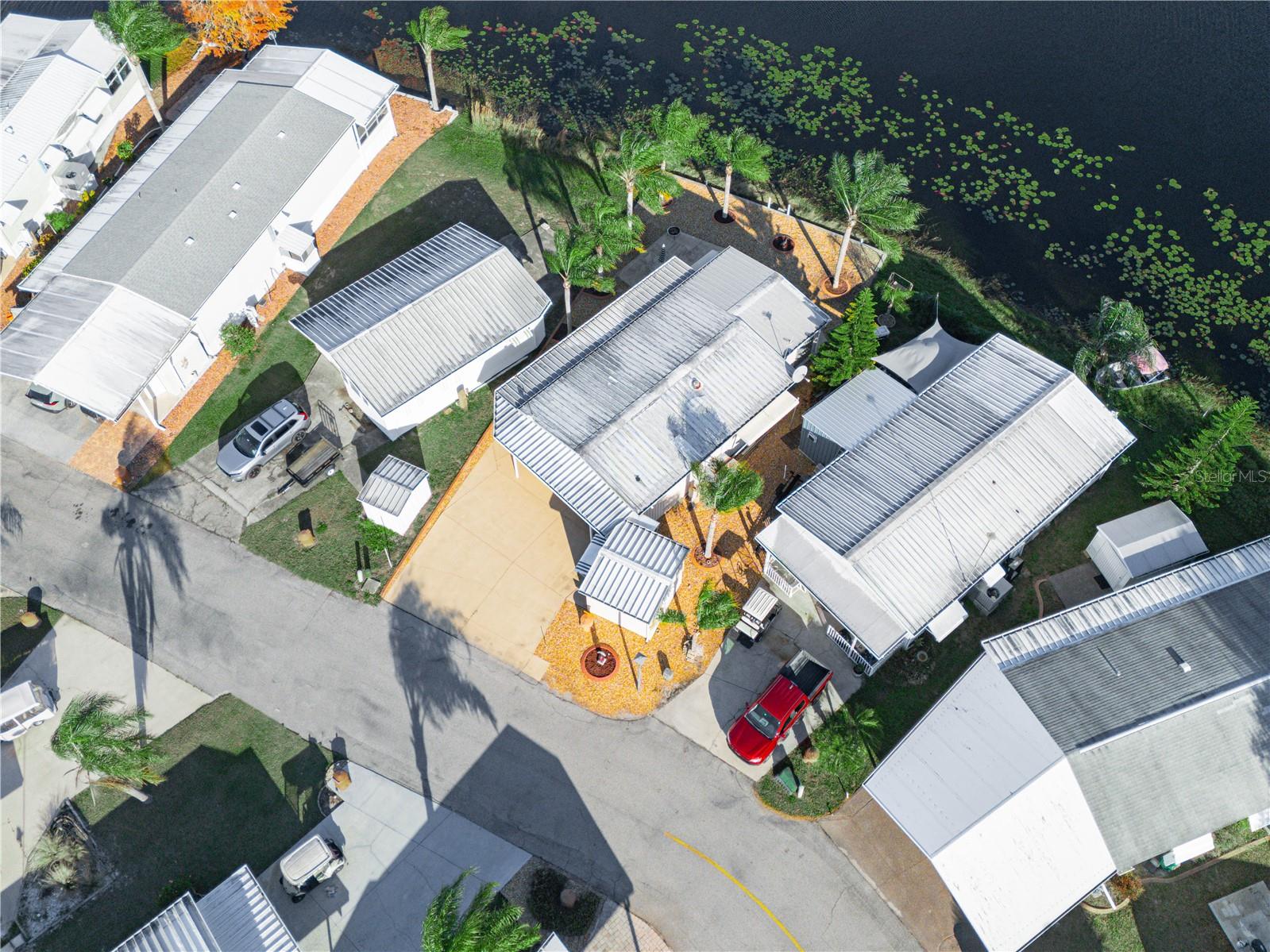 SADDLEBAG LAKE - Residential