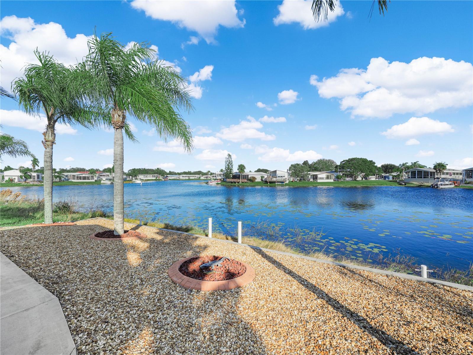 SADDLEBAG LAKE - Residential