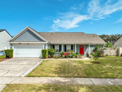 Photo of 8609 Crossbay Drive, Orlando, FL 32829 (MLS # O6448980)