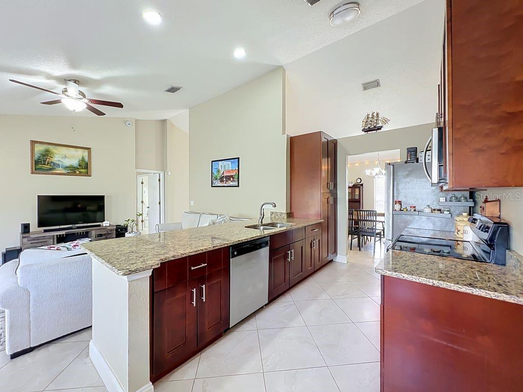 8609 CROSSBAY DRIVE