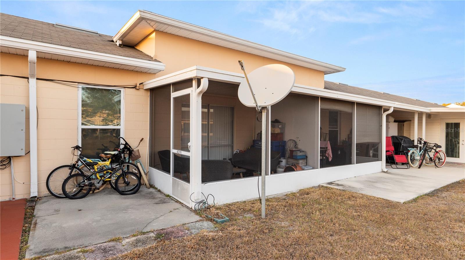 LAKESHORE CLUB - Residential