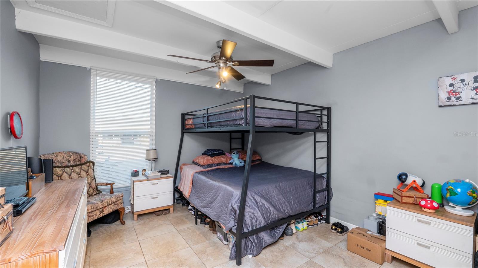 LAKESHORE CLUB - Residential