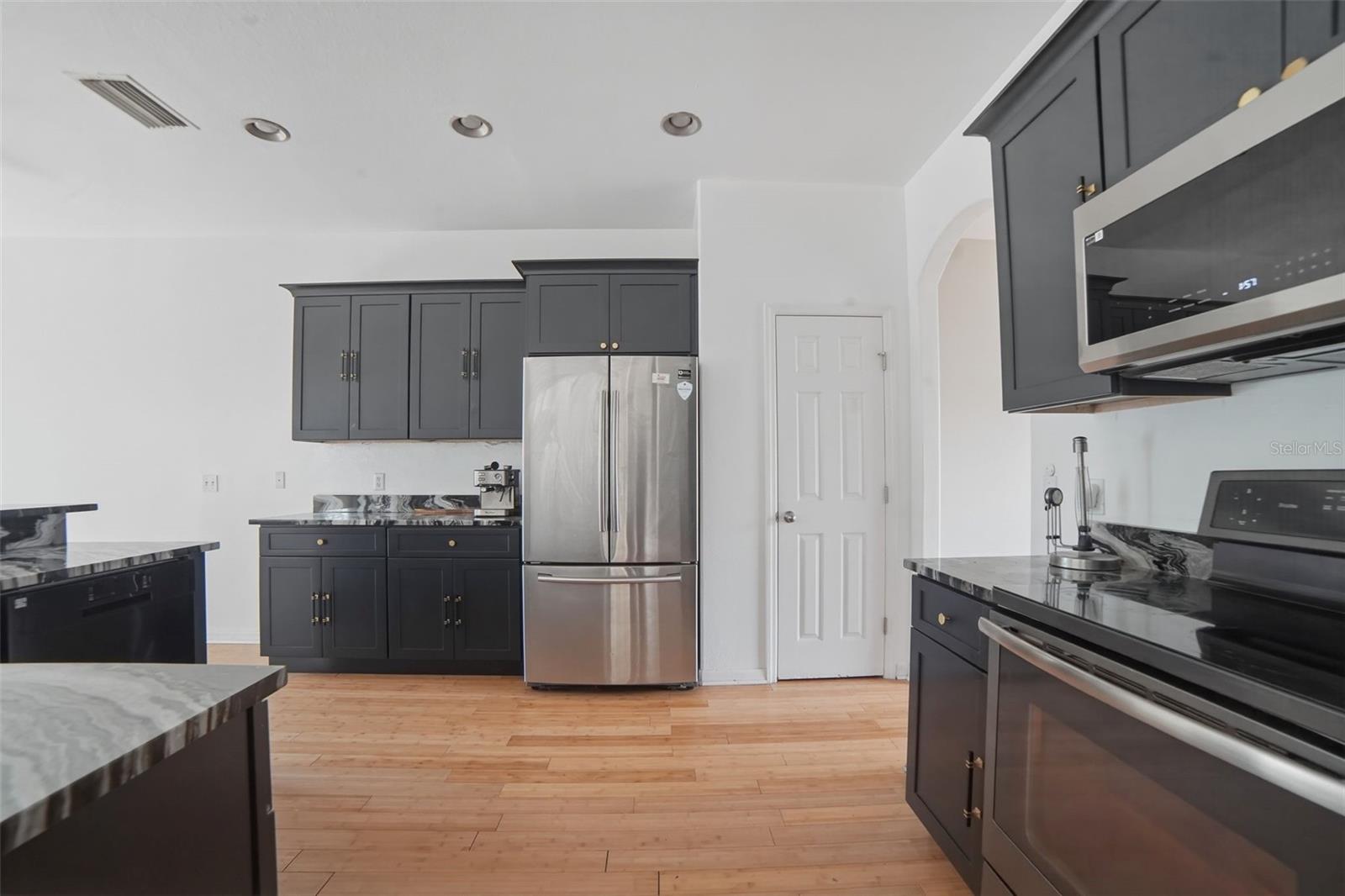 TOWER VIEW ESTATES - Residential