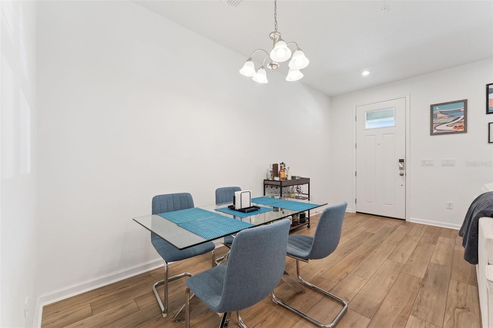 7720 CLOVE HITCH WAY