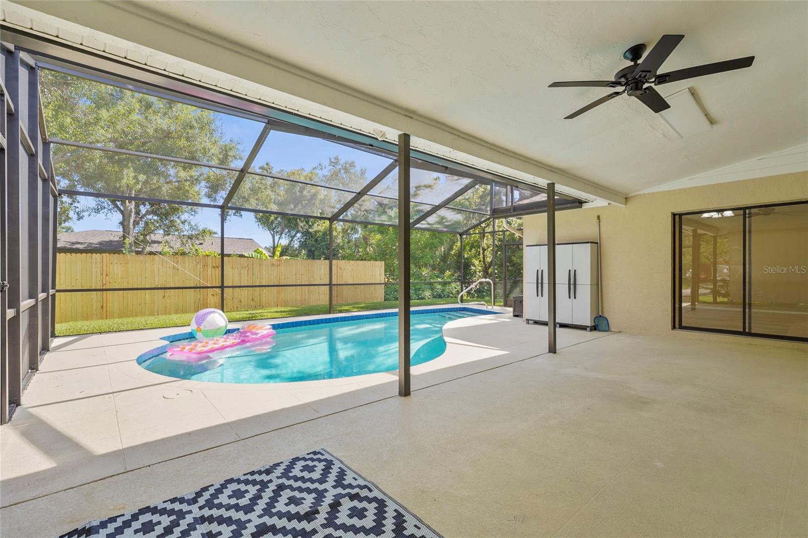 COLONIAL OAKS - Residential