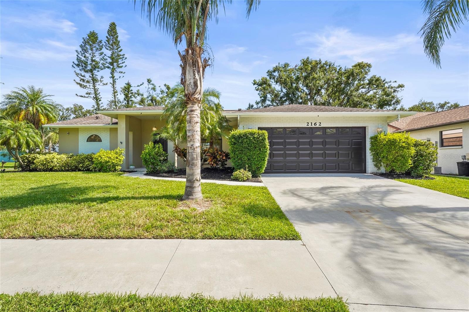 2162 CORK OAK STREET