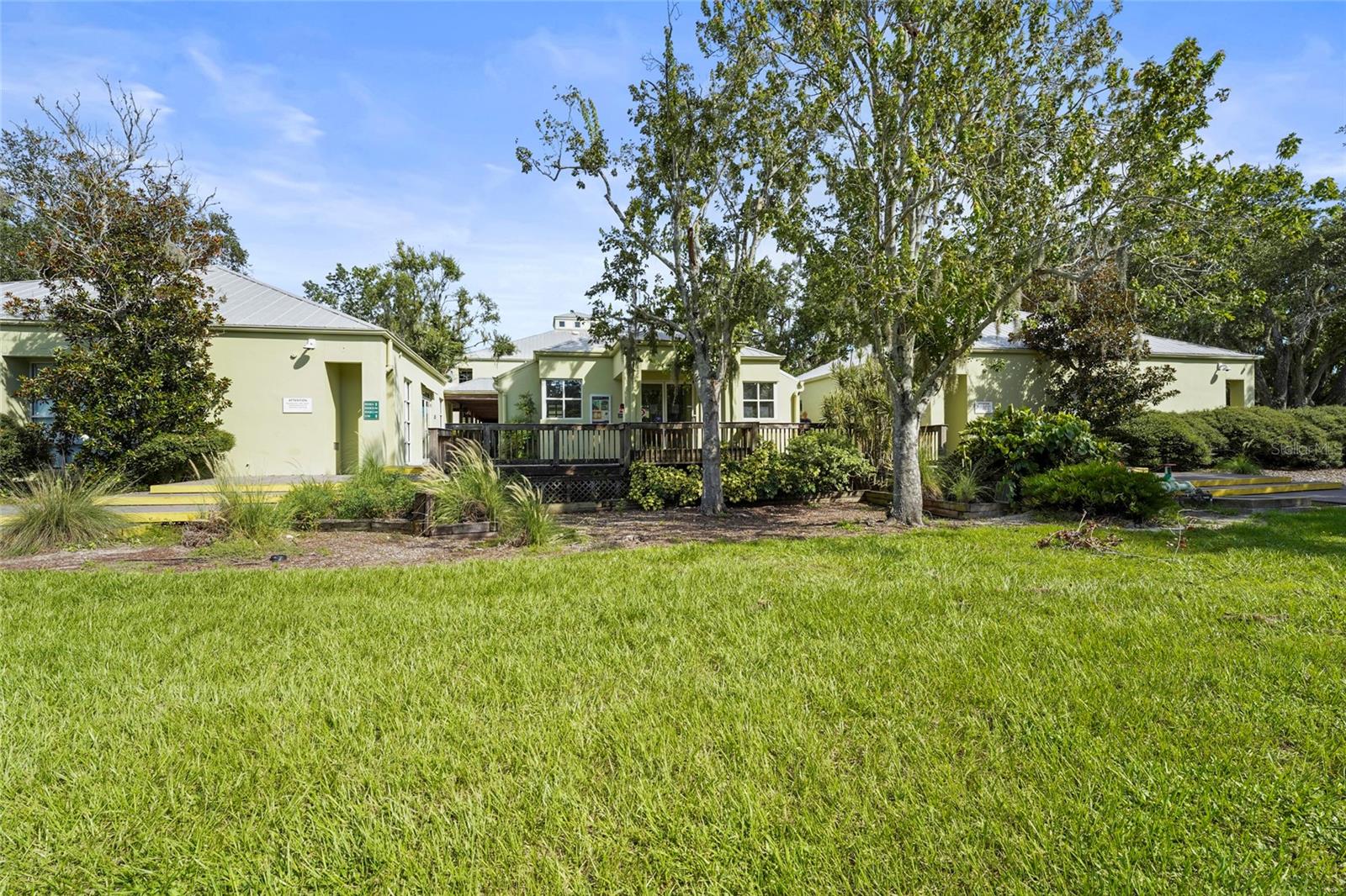 COLONIAL OAKS - Residential