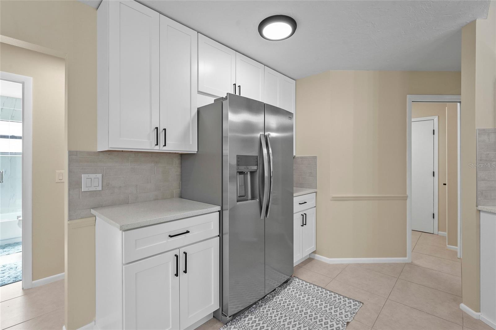 COLONIAL OAKS - Residential