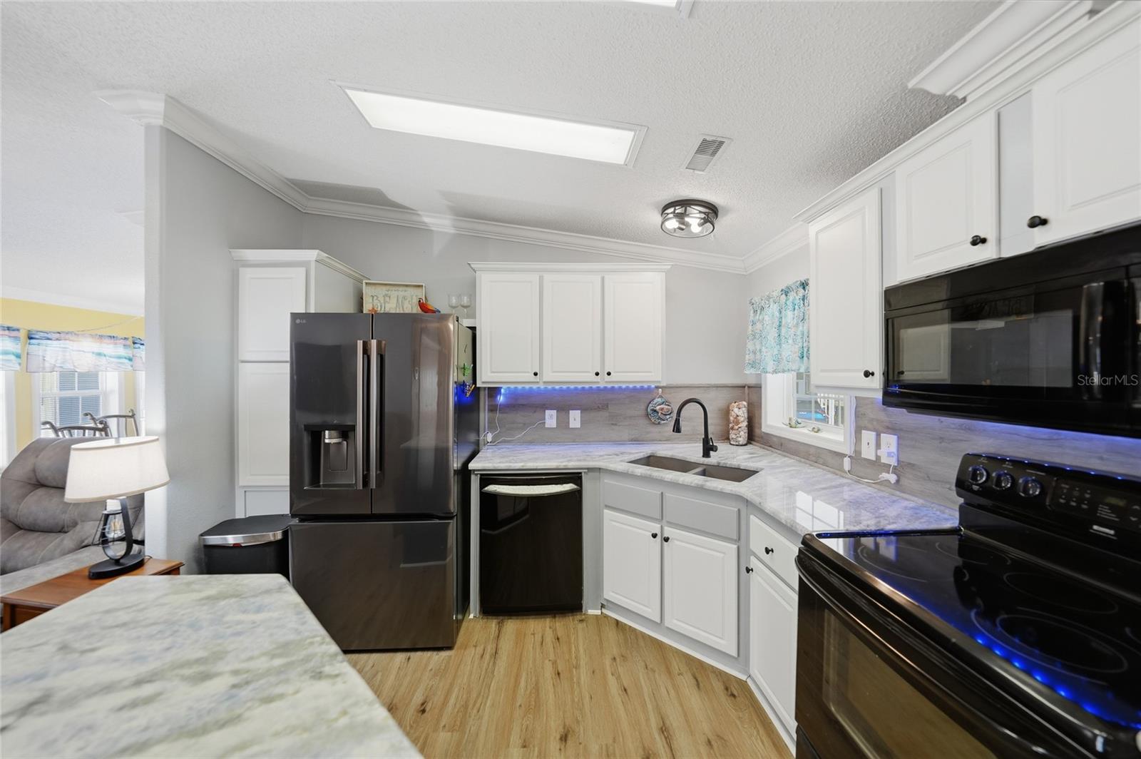 RIVER HAVEN MOB HME PARK - Residential