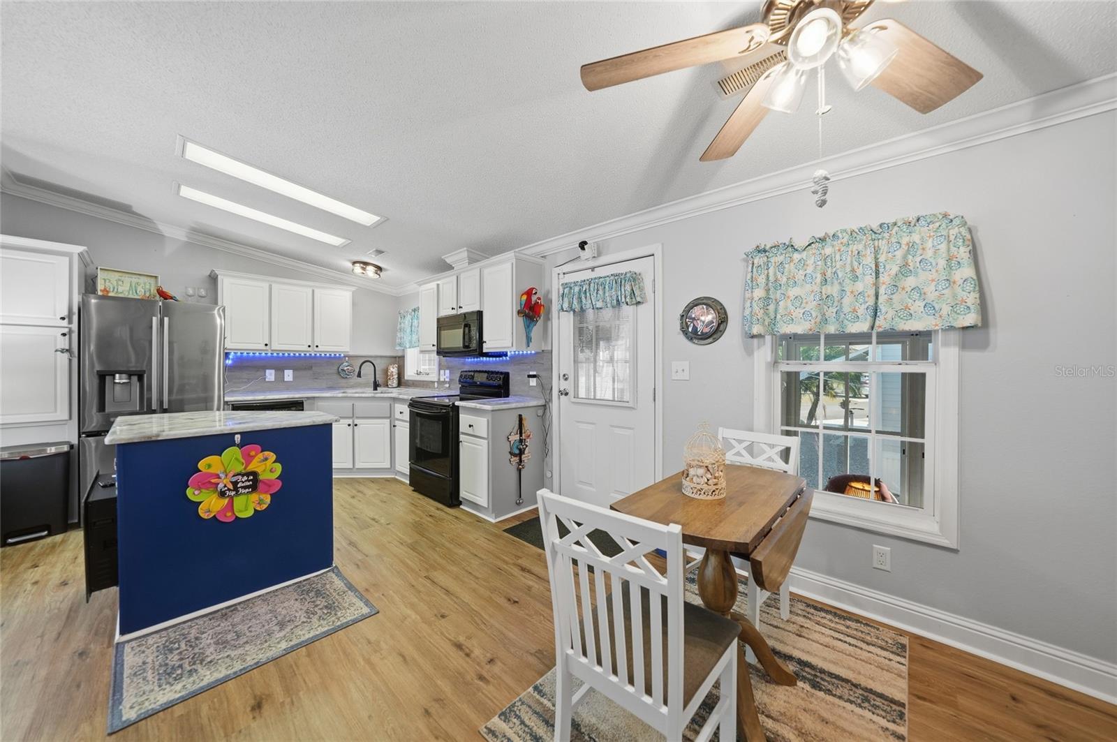 RIVER HAVEN MOB HME PARK - Residential