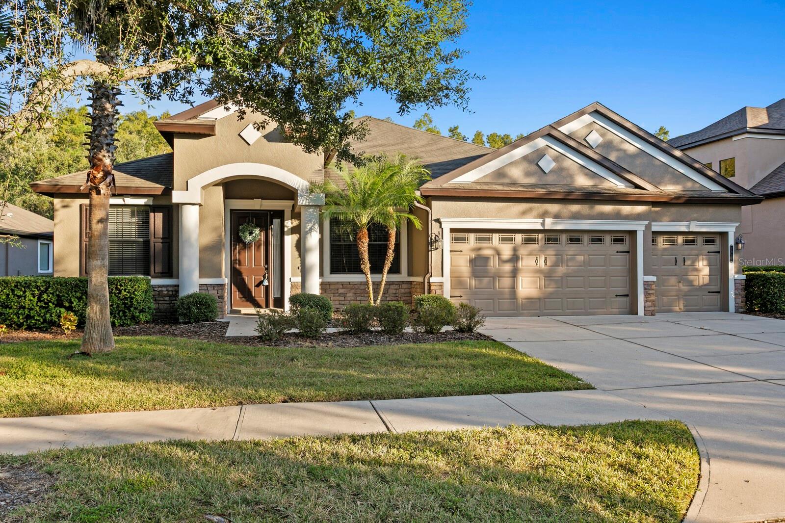 GRAND HAMPTON PH 5 - Residential