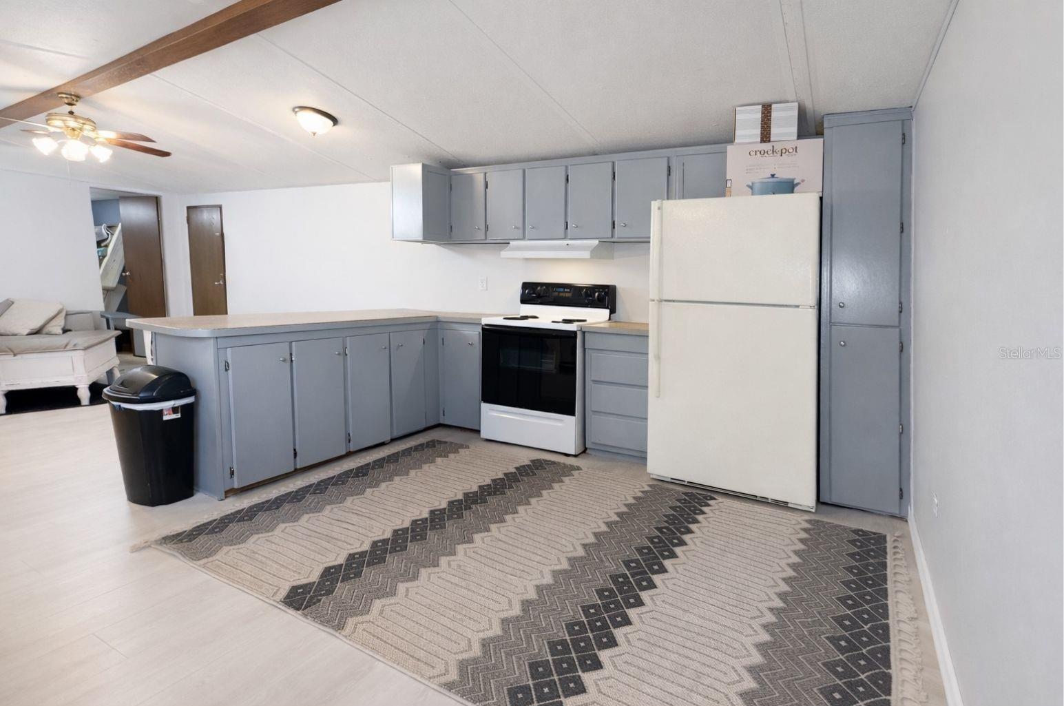 SEC 21 TWP 17 RGE 25 PLAT BOOK UNR PAGE 214 BIG TR - Residential