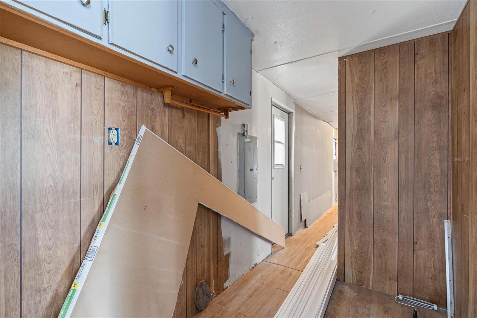 SEC 21 TWP 17 RGE 25 PLAT BOOK UNR PAGE 214 BIG TR - Residential