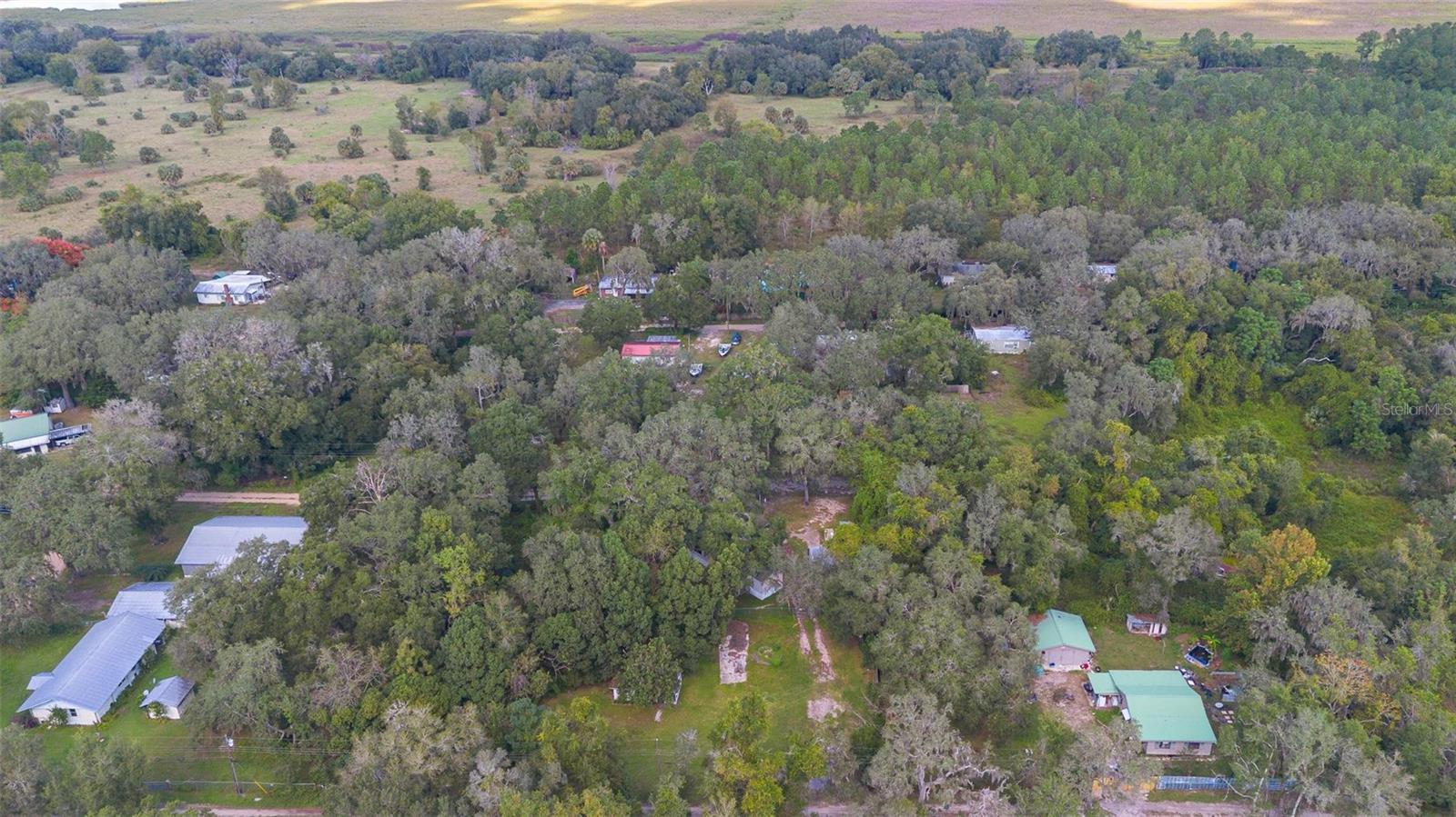 SEC 21 TWP 17 RGE 25 PLAT BOOK UNR PAGE 214 BIG TR - Residential