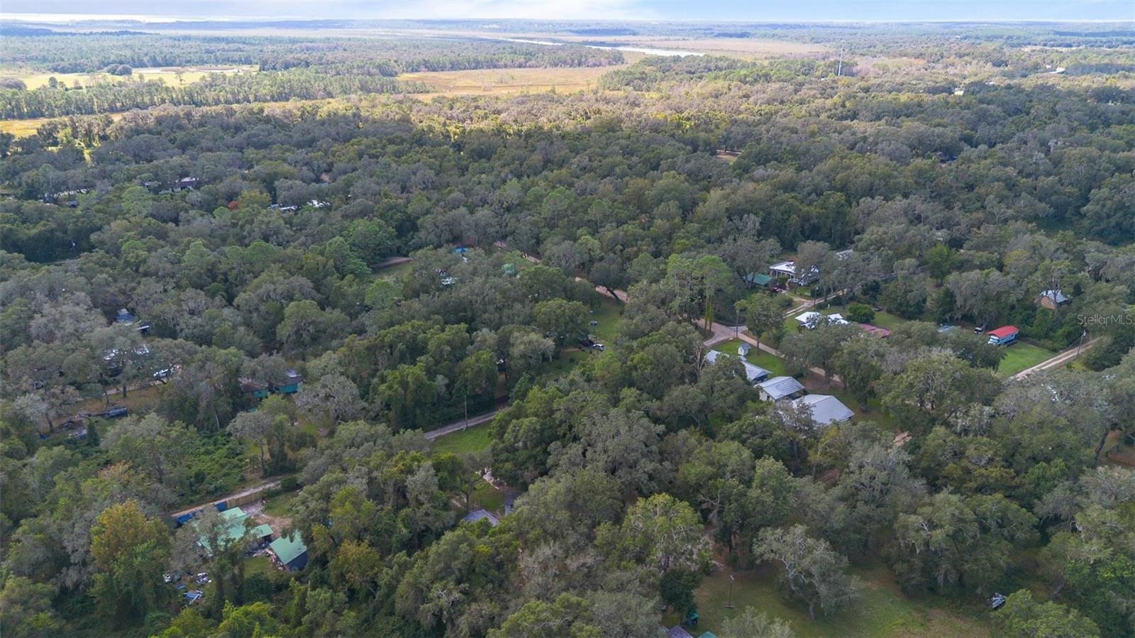 SEC 21 TWP 17 RGE 25 PLAT BOOK UNR PAGE 214 BIG TR - Residential