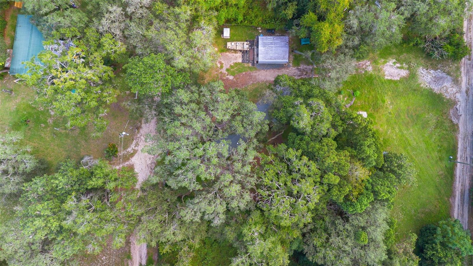 SEC 21 TWP 17 RGE 25 PLAT BOOK UNR PAGE 214 BIG TR - Residential