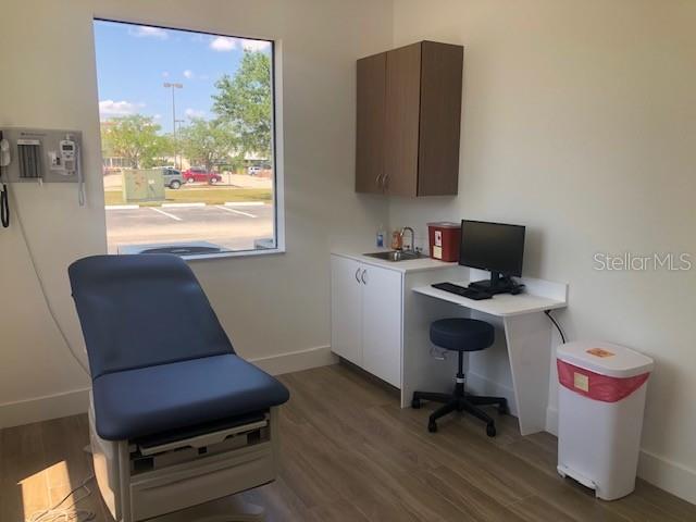 HOME DEPOT COMM L PARK - Commercial Sale