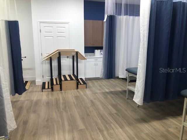 HOME DEPOT COMM L PARK - Commercial Sale