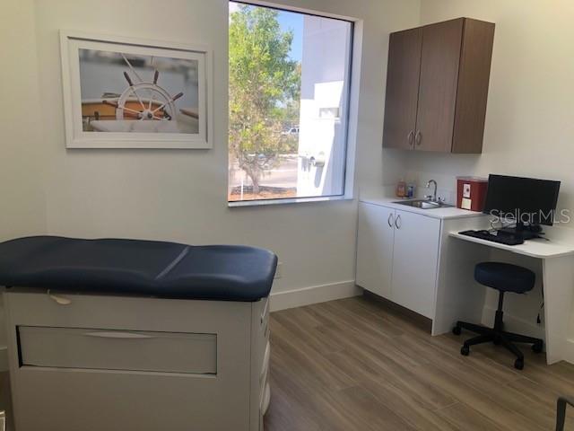 HOME DEPOT COMM L PARK - Commercial Sale