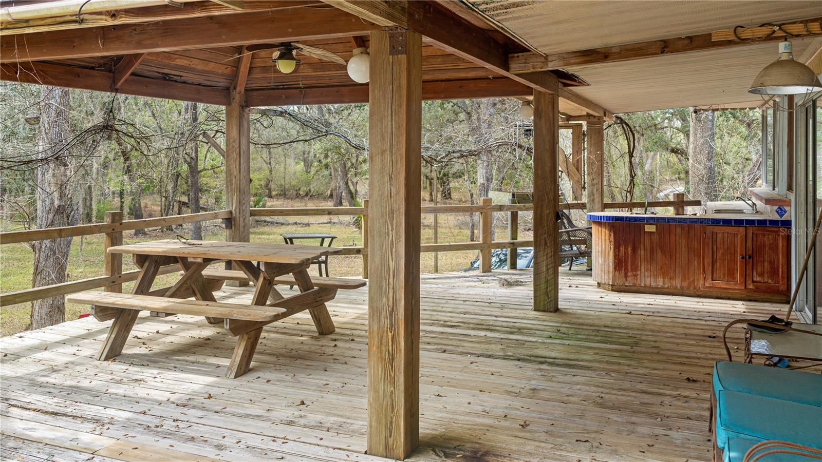 ROCK BLUFF ACRES UNREC - Residential