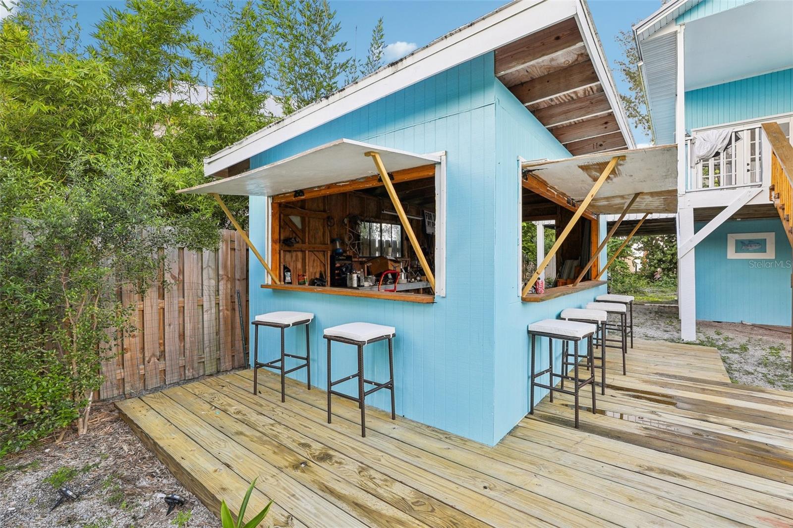 V I P VACATION ISLAND PLAYGROUND SEC 01 - Residential