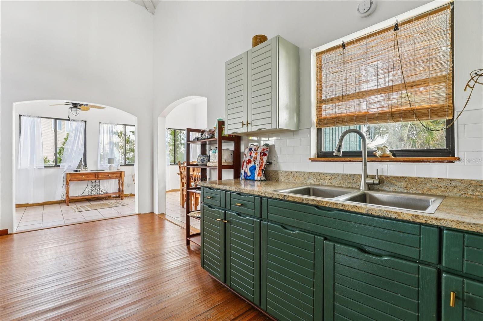 V I P VACATION ISLAND PLAYGROUND SEC 01 - Residential