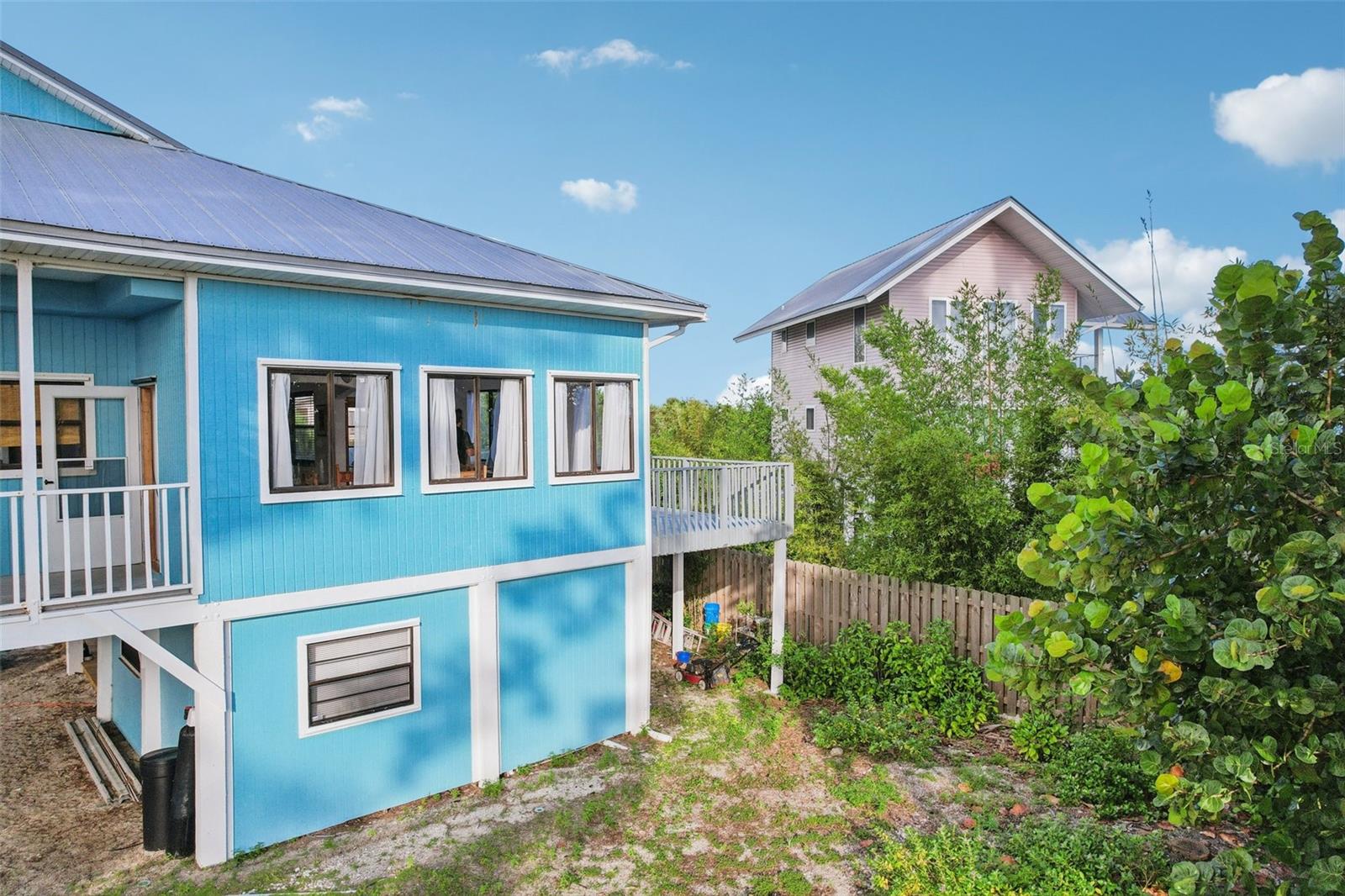 V I P VACATION ISLAND PLAYGROUND SEC 01 - Residential