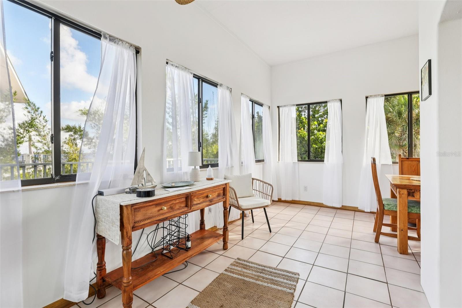 V I P VACATION ISLAND PLAYGROUND SEC 01 - Residential