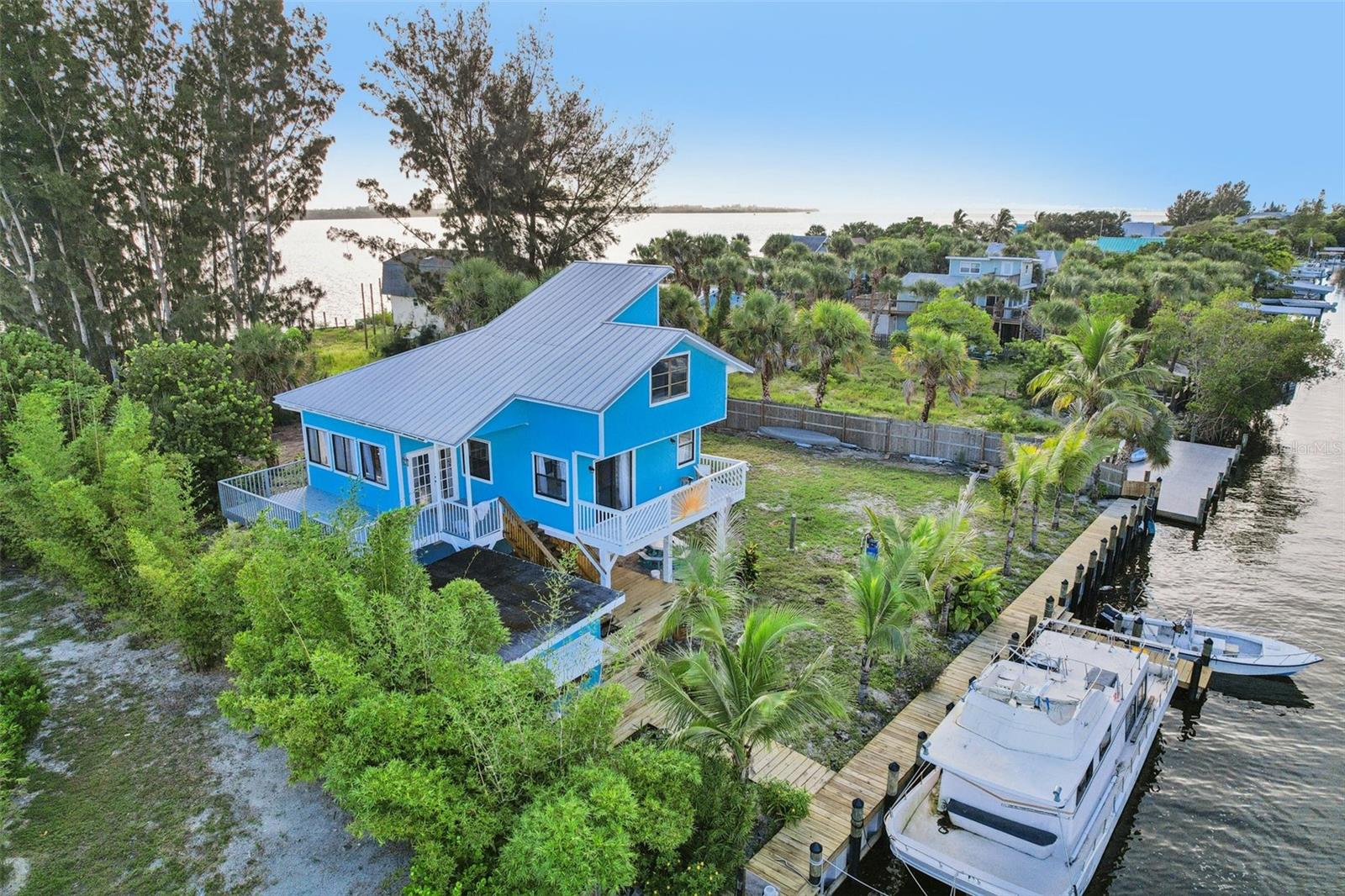 V I P VACATION ISLAND PLAYGROUND SEC 01 - Residential