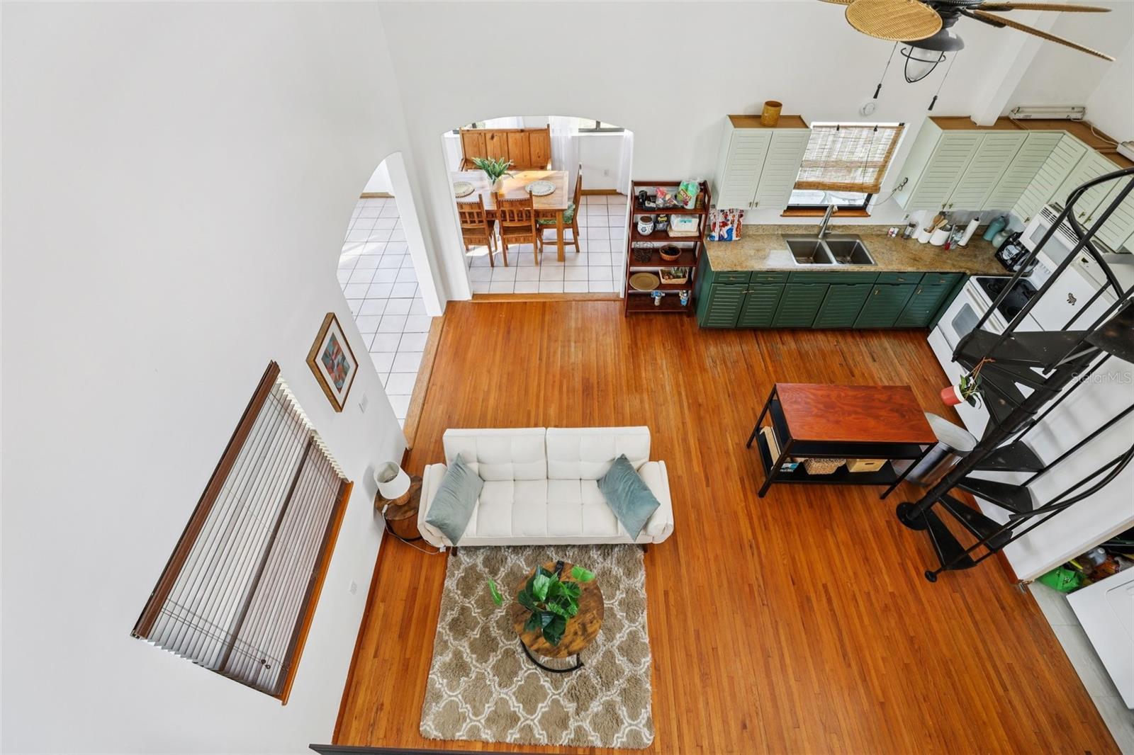 V I P VACATION ISLAND PLAYGROUND SEC 01 - Residential